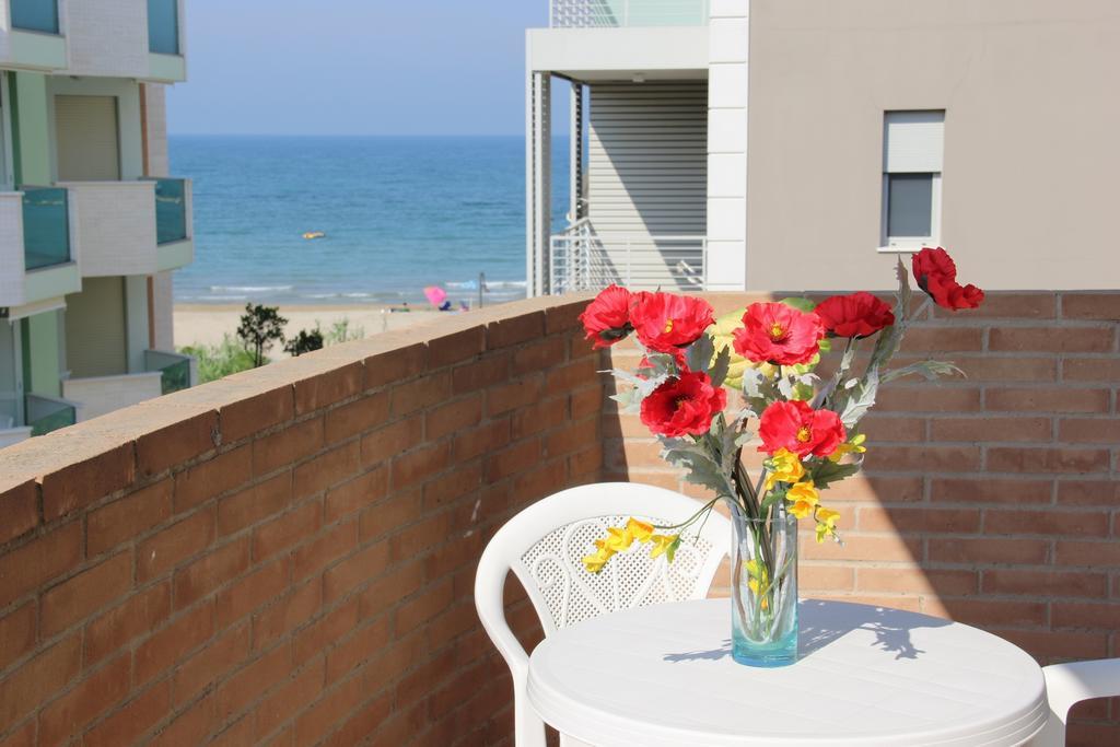 Di Matteo Hotel Roseto Degli Abruzzi Exterior photo